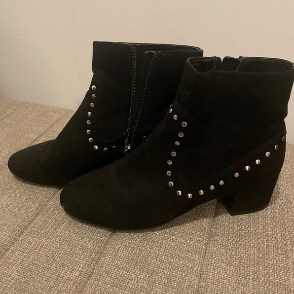 Topshop black suede studded ankle boots, Size 38/7 - Picture 2 of 5